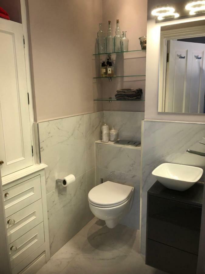 Deluxe Queen Room,853755257:JPEG